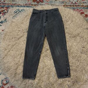 Vintage guess jeans with ankle zippers 30